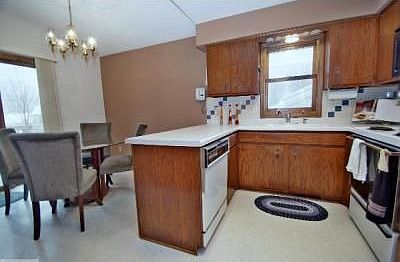 1st image of 16438 Gladiola Ave
