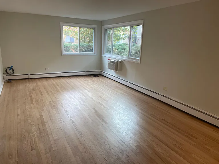 1116-22 Greenleaf Ave #2-G — Photo 25