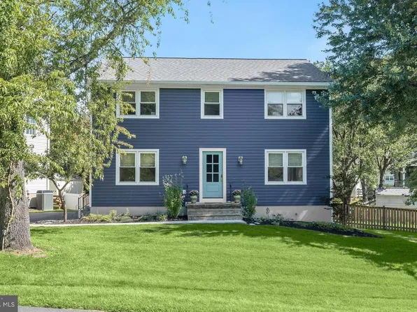 1243 Turkey Point Rd, Edgewater, MD 21037