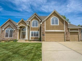 1413 SE Woodbine Dr, Blue Springs, MO 64014