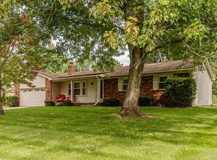 9963 Mevis Dr, Brighton, MI
