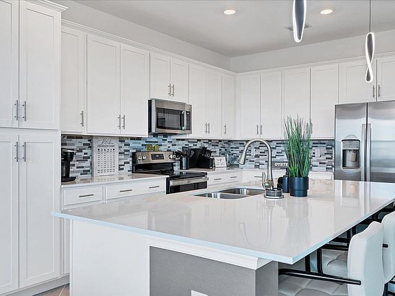 2nd image of 14151 Heritage Landing Blvd #Id1248733p