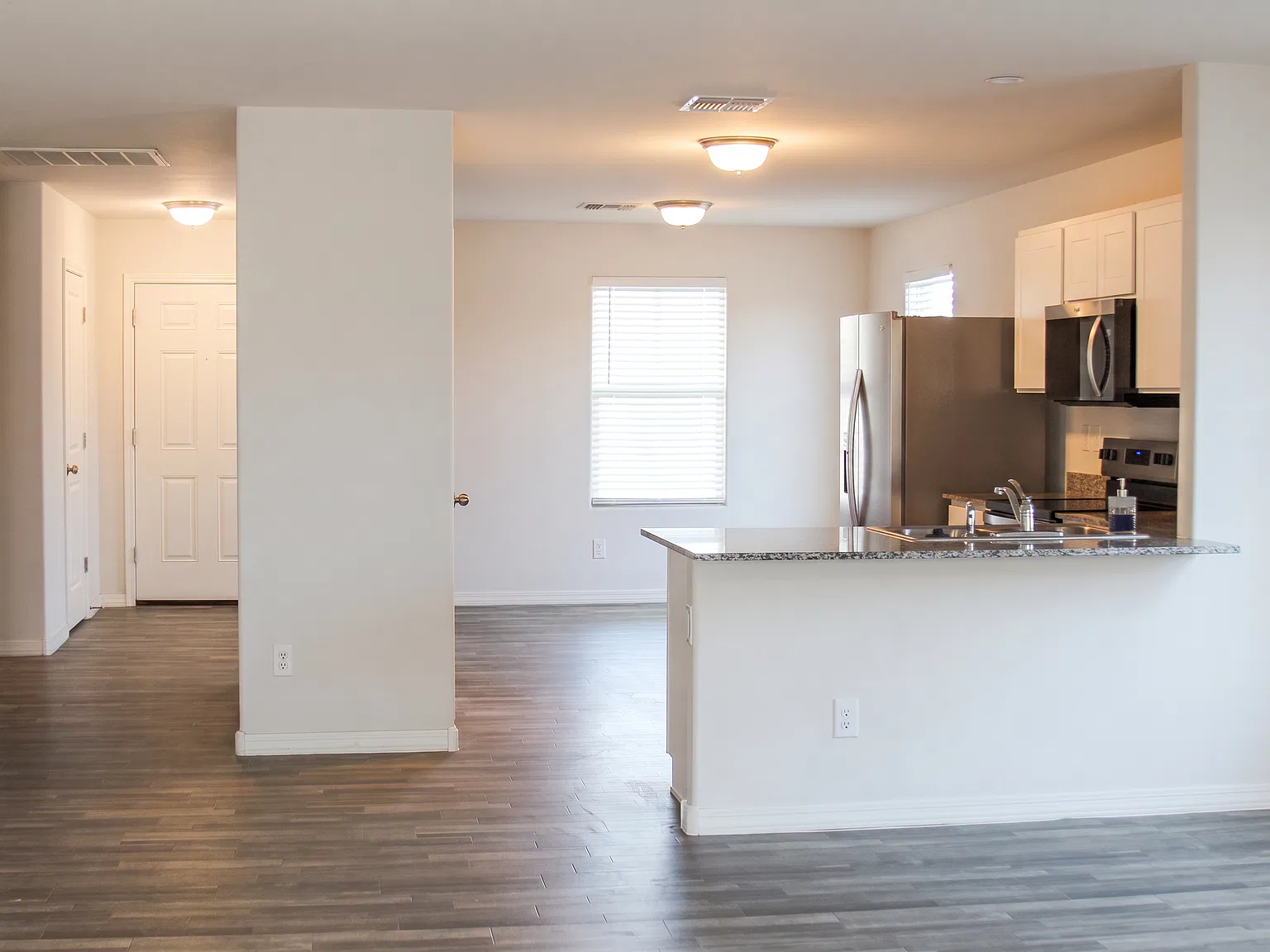 3 bed, 1785 sqft, $1,650 — Photo 4
