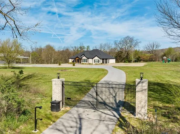 478 E Bowen Blvd, Fayetteville, AR 72703