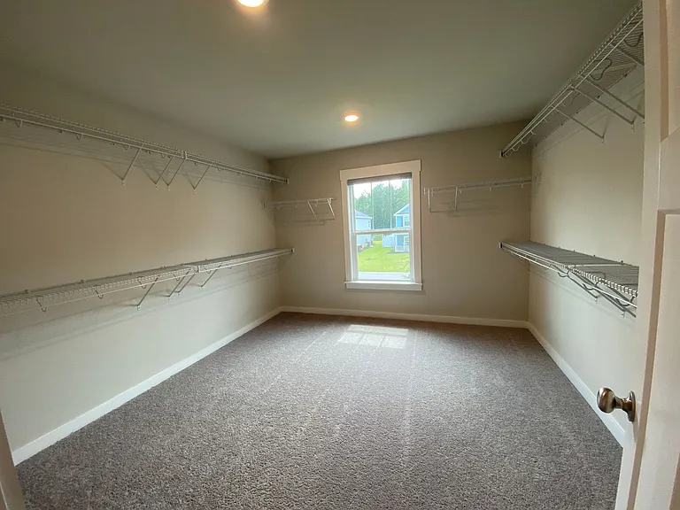 140 Pickett Fence Ln — Photo 26