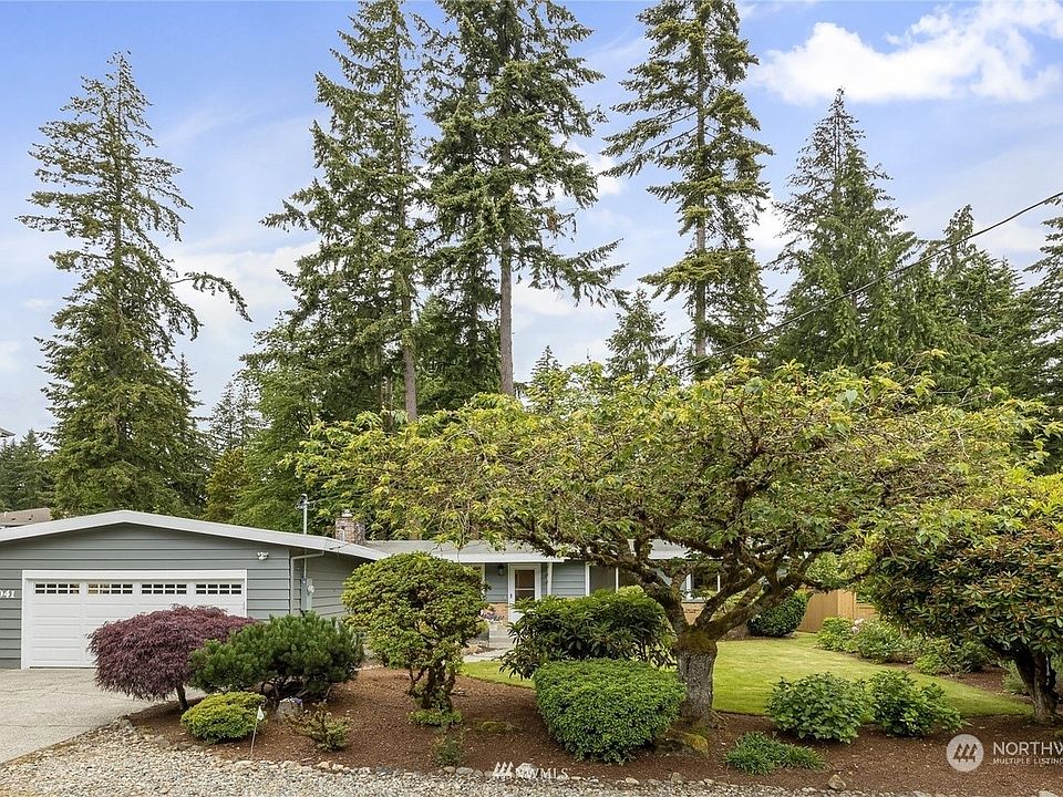 1st image of 2041 153rd Avenue SE