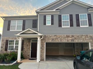 811 Starbuck Pkwy, Pendergrass, GA 30567