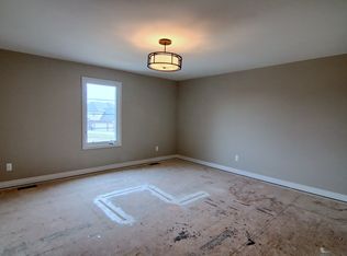 54203 Carrington Dr, Shelby Township, MI