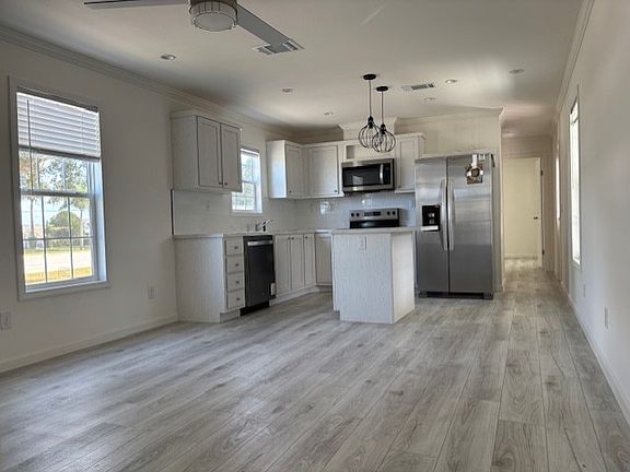 4th image of 605 Plumgrove Rd #C108