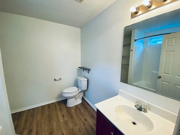 Master bathroom_08222022