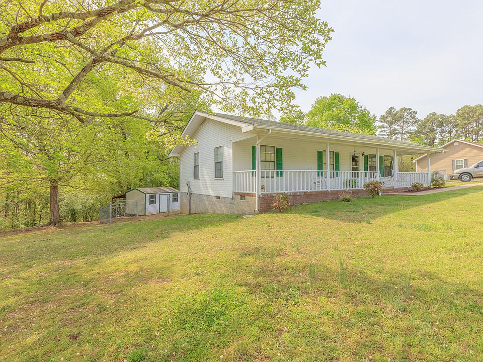 1st image of 171 Lynn Trl