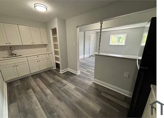 417 Lorenz Ave #3 — Photo 2