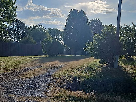 3rd image of 9742 NW Chibitty Rd