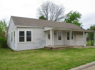1601 NW Lake Ave, Lawton, OK 73507