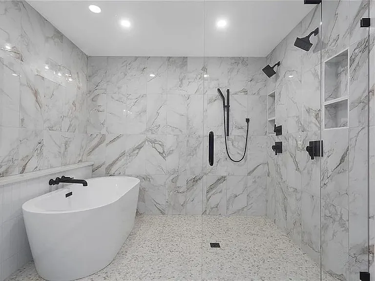 8105 Rosewood Dr — Photo 42
