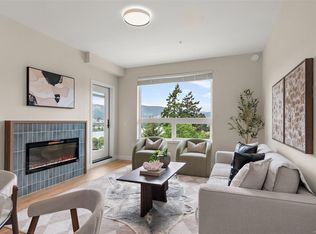 2881 Leigh Rd #213, Langford, BC V9B4G3