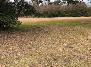 118 Cedar Ave, Pass Christian, MS 39571