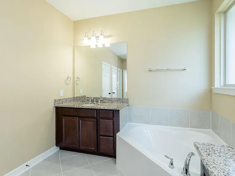 7810 Deep Green Dr — Photo 24