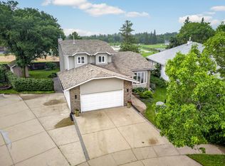 52 Hillside Cres, Strathcona County, AB T8A5E1