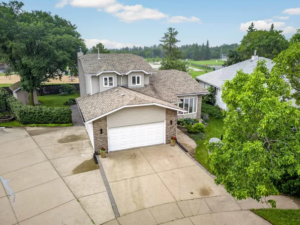 52 Hillside Cres, Strathcona County, AB T8A 5E1