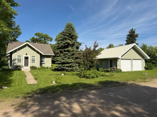 205 Jefferson St, Denhoff, ND 58430