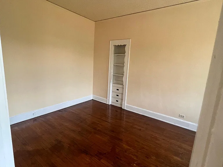 3427 Lee Rd #3 — Photo 8