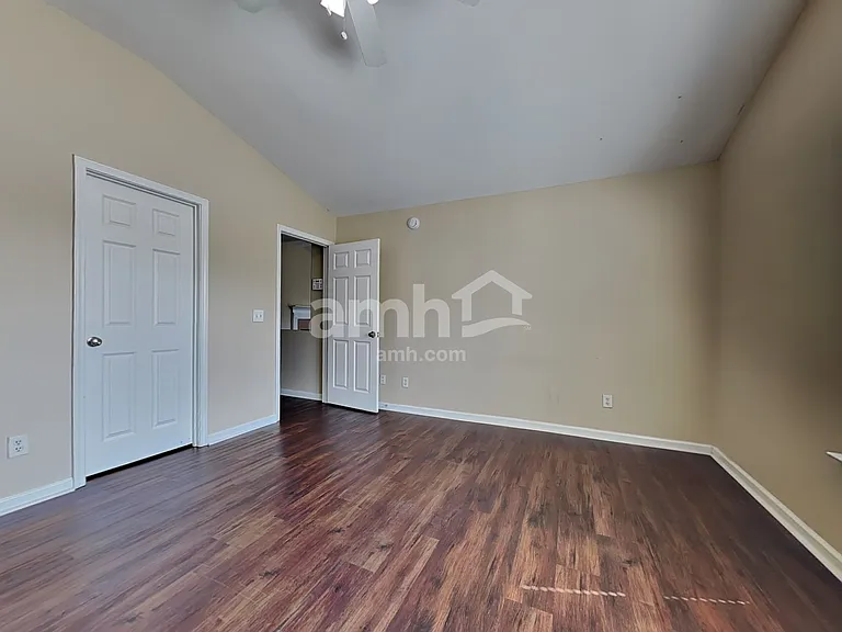 117 Lake Pointe Dr — Photo 13