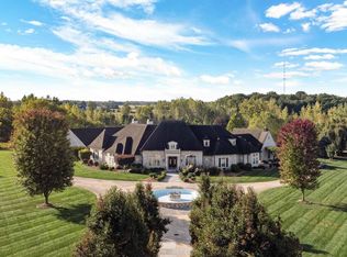 19190 Roosevelt Rd, South Bend, IN 46614