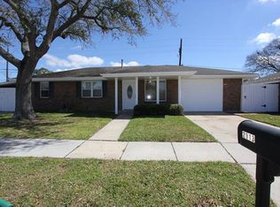 2913 Mumphrey Rd, Chalmette, LA 70043