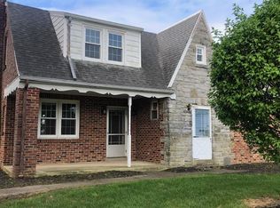 28 W Millport Rd, Lititz, PA 17543