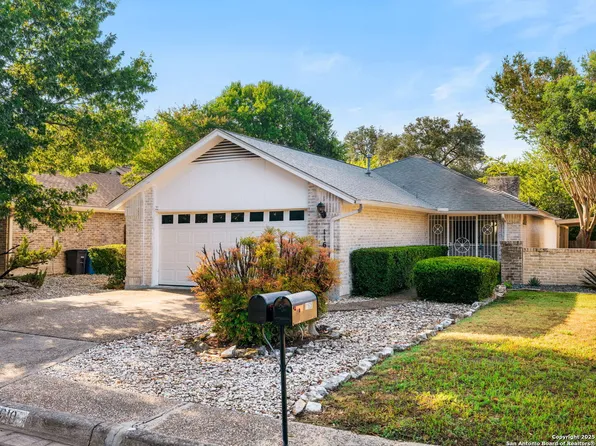 11610 Whisper Trail St, San Antonio, TX 78230