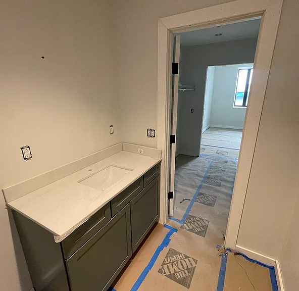 345 Main St — Photo 7