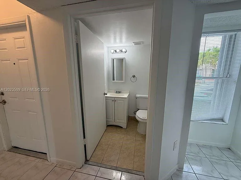 1137 NW 123rd Ct #610 — Photo 3