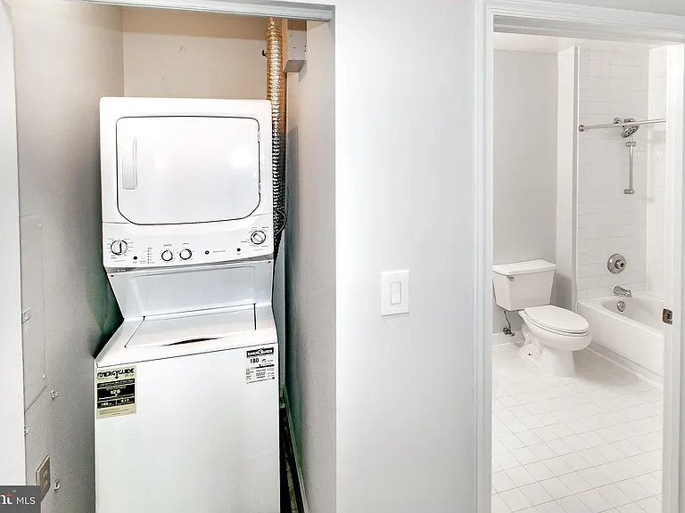 2204 Westcourt Ln #306 — Photo 25