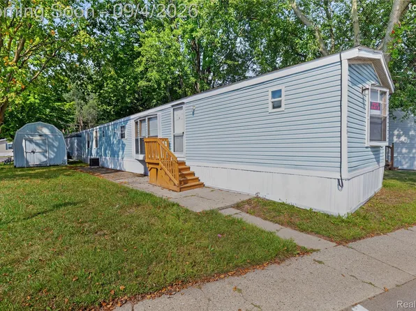 51074 Mott Rd Trlr 200, Canton, MI 48188