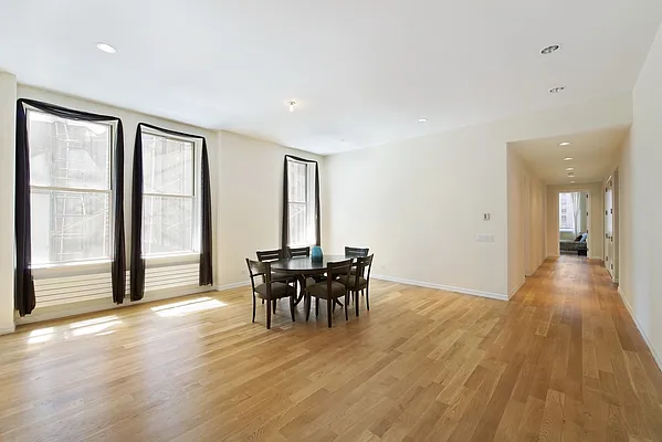 Rented by Nest Seekers International | media 16