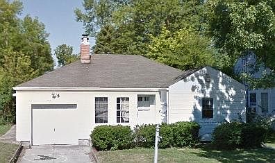1505 Woodridge