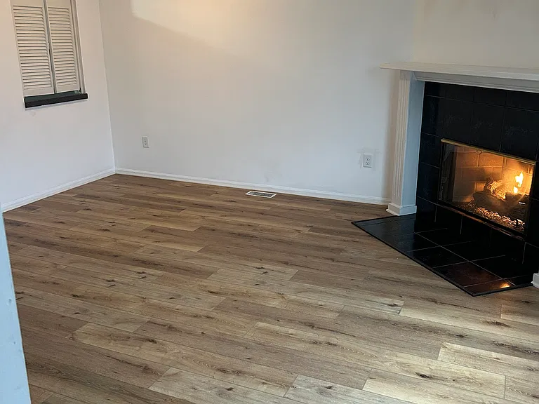3215 Grand Ave — Photo 6