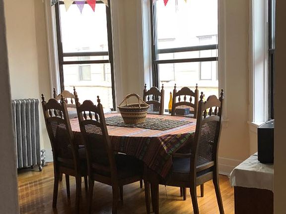4th image of 451 W Belmont Ave #36
