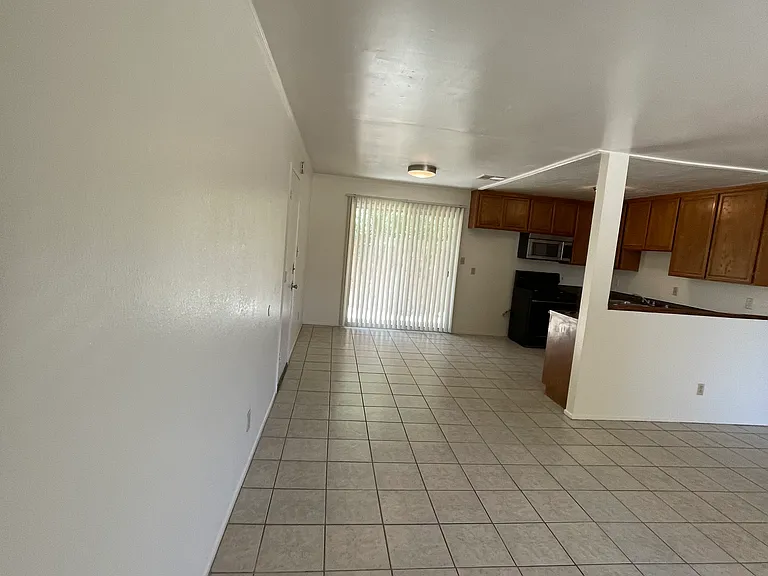 11606 Rosewood Ave #A — Photo 2