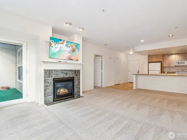 3221 SW Avalon Way #313, Seattle, WA 98126