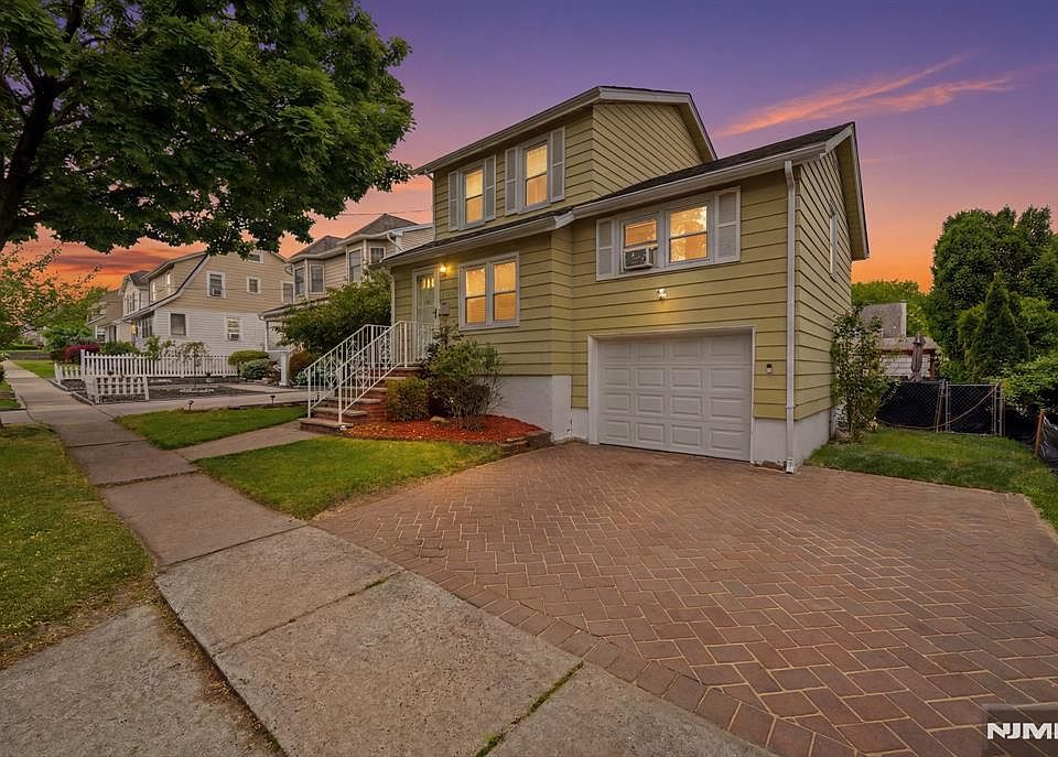 1st image of 112 Bell Ave