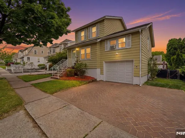 112 Bell Ave, Hasbrouck Heights, NJ 07604