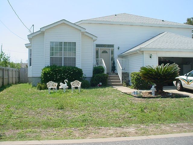 1st image of 87 Stowe Rd