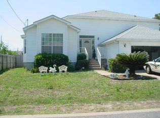 87 Stowe Rd, Mary Esther, FL 32569