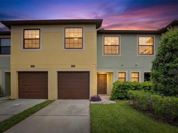 2605 Oleander Lakes Dr, Brandon, FL 33511