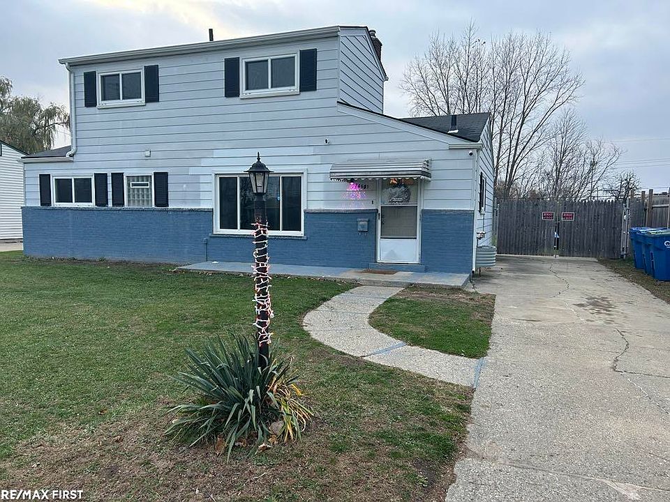 1st image of 24501 Antoinette Ave