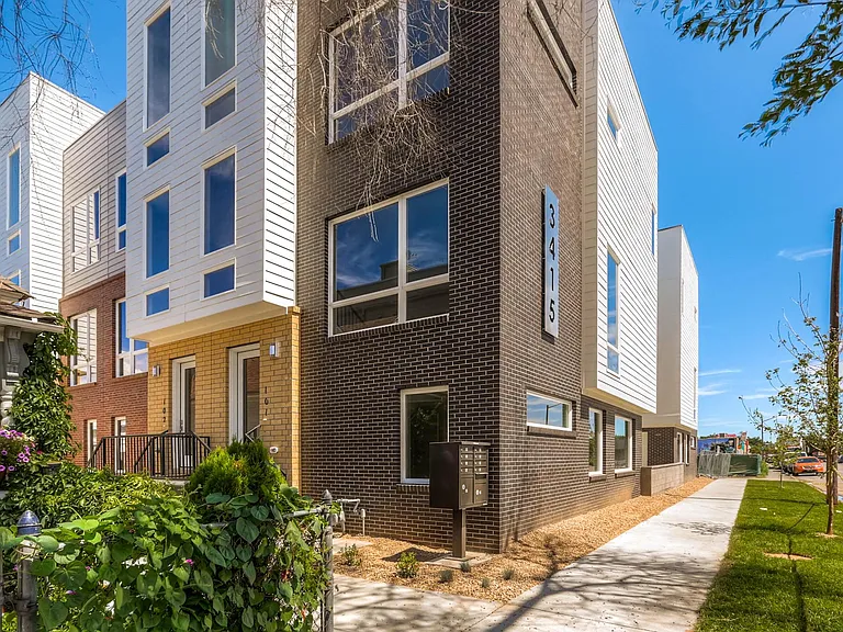 3415 Larimer St #101 — Photo 1