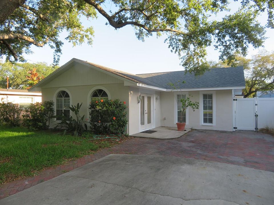 1st image of 2809 W Leila Ave