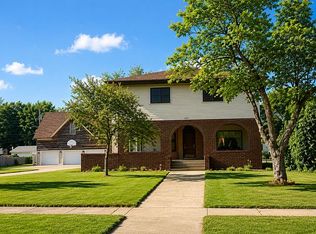 430 E 3rd St, Glidden, IA 51443